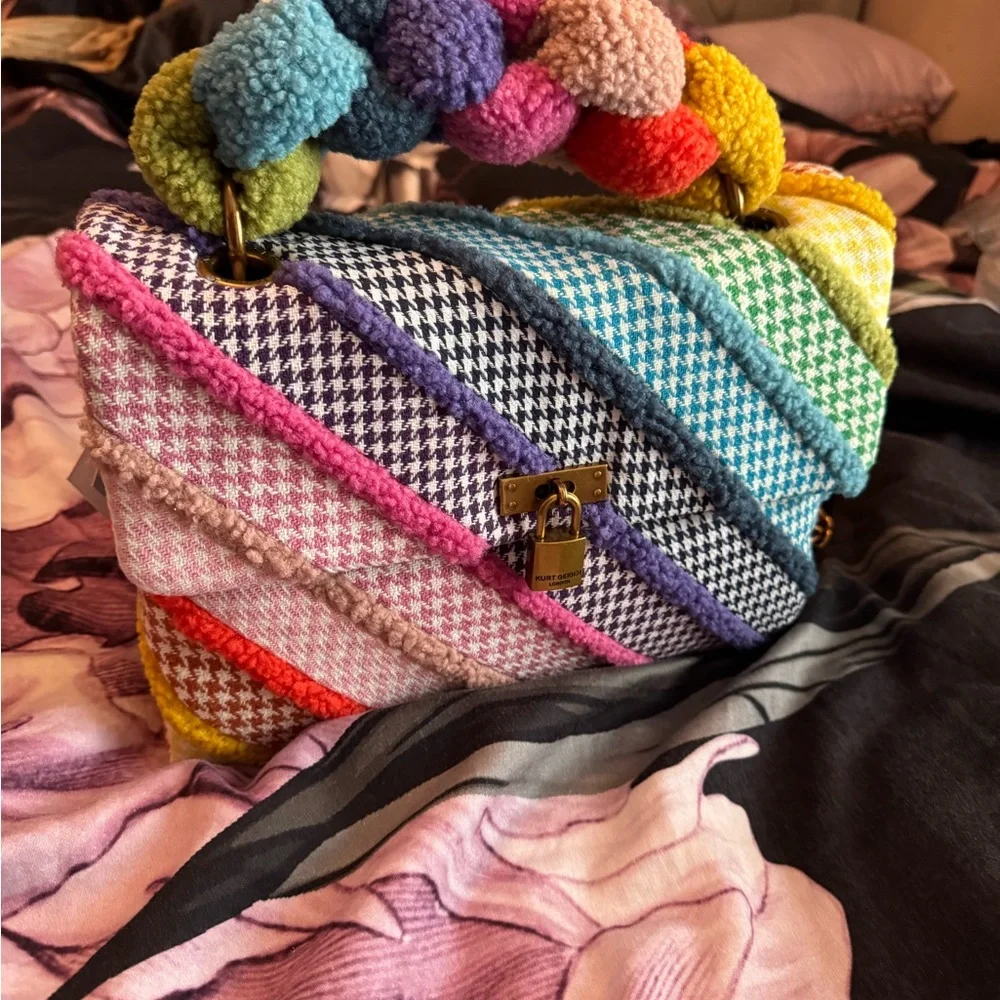 Kurt Geiger Red and Pink Quilted Shoulder Bag with Chain Straps - Picture 2 of 10